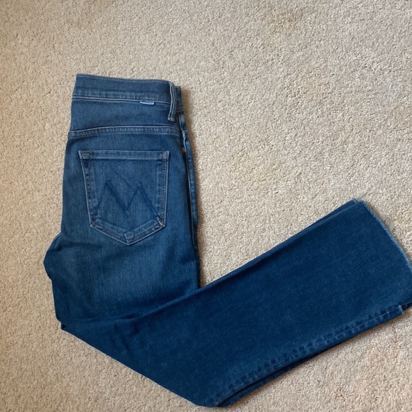 MOTHER crop step fray Jean. Worn once! - Picture 3 of 3